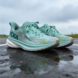 Hoka Women's Clifton  Aqua Athletic Shoes size 8.5